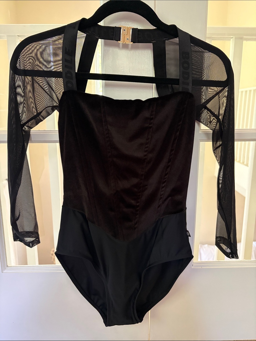 VALENTINA LEOTARD